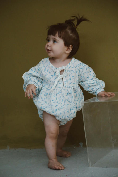Mavi Çiçek Baskılı Bebek Uzun Kollu Tulum