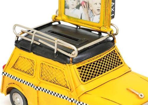 Dekoratif Metal Araba Çerçeveli ve Kumbaralı