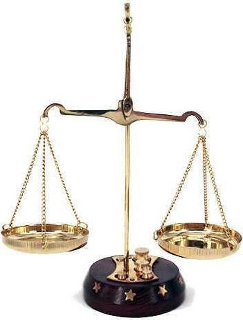 Terazi Ahşap 20gr Dekoratif Ahşap Ve Pirinçten Hediyelik