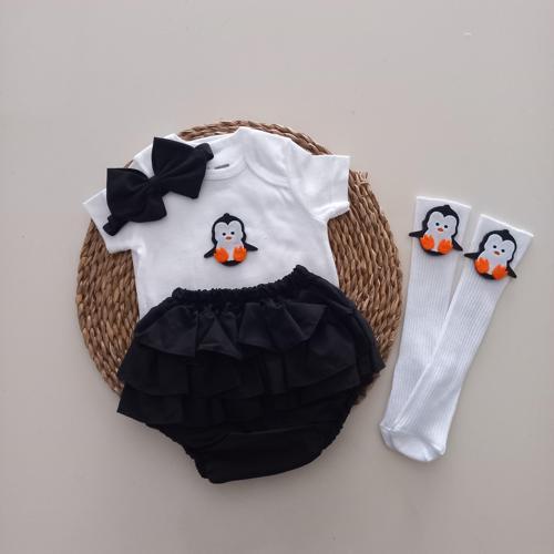 Kız Bebek Siyah Penguen Fırfır Şort Etek Bodyli Çorap Takımı