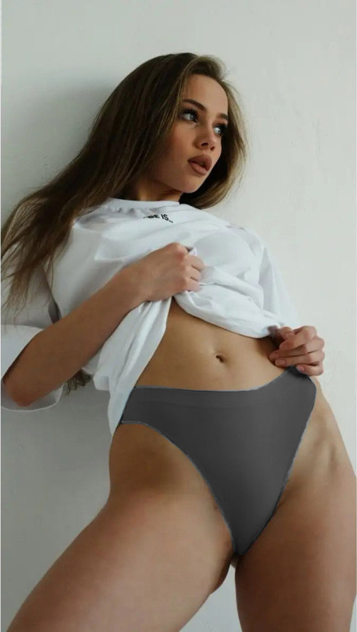 Navelli Model Düz Desensiz Örme Model Yumuşak Dikişli Spor String Külot Koyu Gri Renk