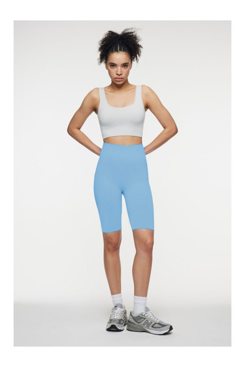 Jerovin Model Toparlayıcı Örme Seamless Push Up Etkili Kısa Şort Buzmavisi Renk