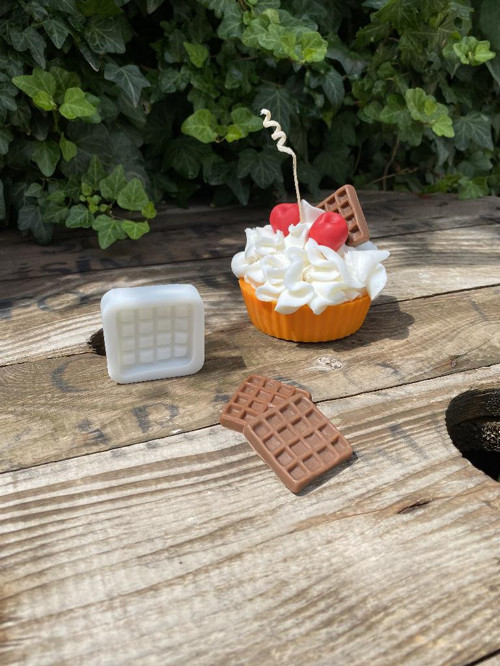 Waffle Silikon Mum Kalıbı
