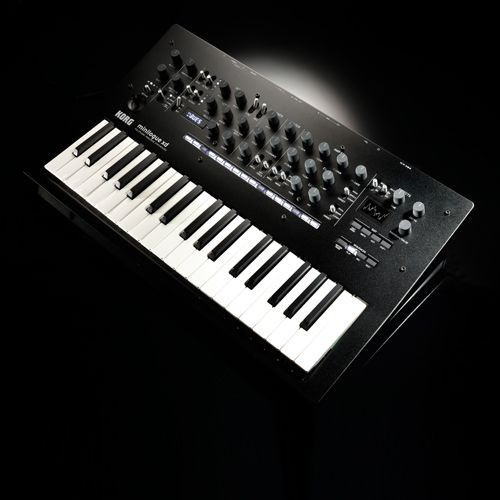 MINILOGUE XD | 4 Sesli Polifonik Analog Synthesizer - Siyah