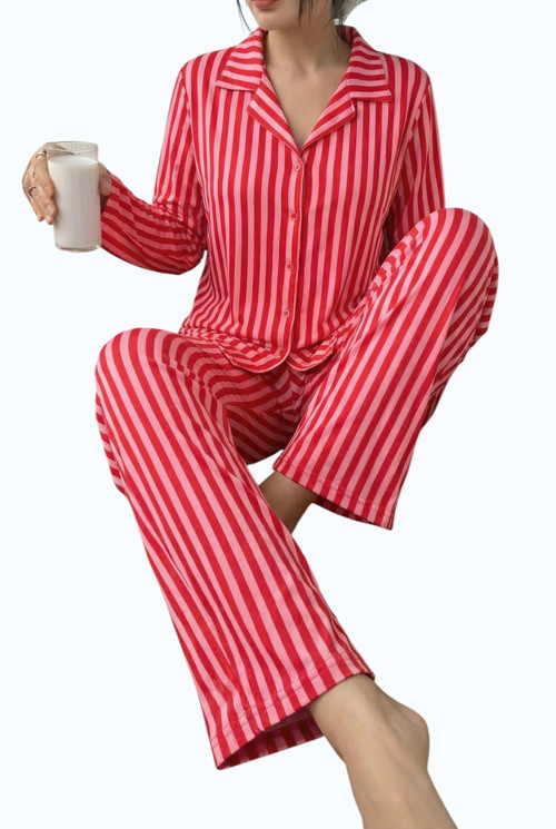 Önden Düğmeli Çizgili Desenli Kadın Pijama Takımı