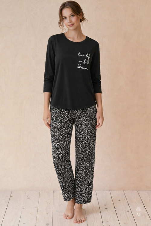 Kadın Baskılı Yaprak Desenli Yumuşak Dokulu Viskon Pijama Takımı