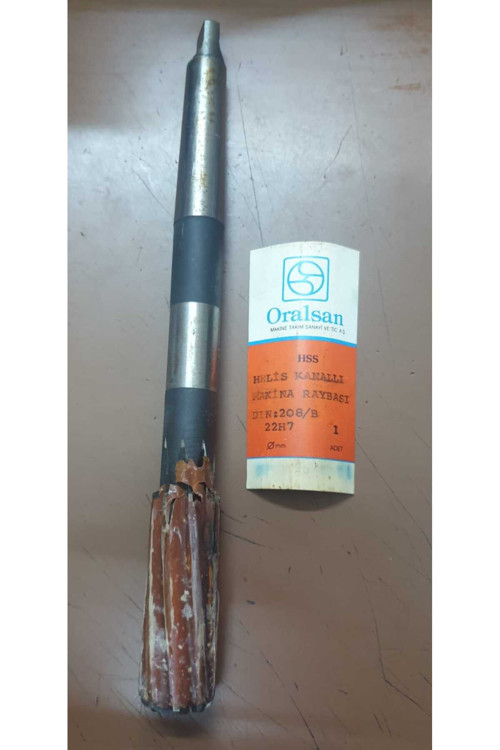 Makina Raybası (Mors Konik Şaftlı Helis Kanallı) 22Mm