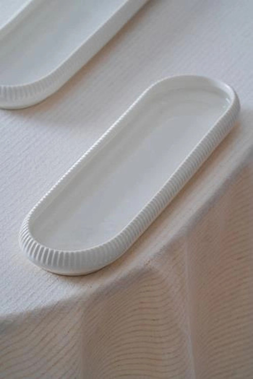 Linea Oval Tabak 28x7x2cm