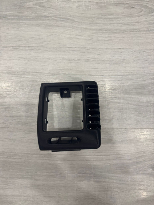 VECTRA B SAĞ KALORİFER HAVALANDIRMA ÇERÇEVESİ
