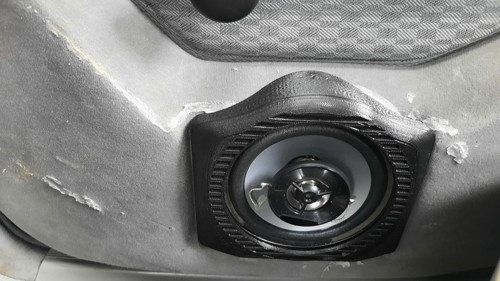 kaplanoto Mercedes-Benz W124 Arka Kapı Hoparlör Muhafazası - 4900297