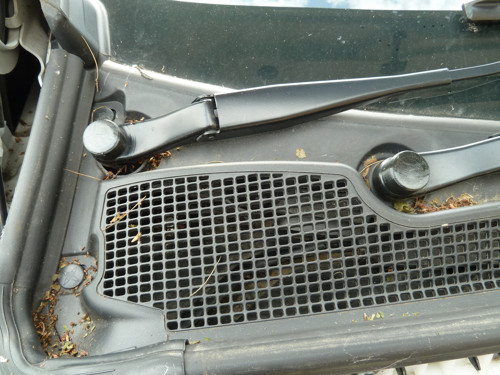 Renault Zoe ön cam silecek kolu somun kapağı 1 adet - 6612035
