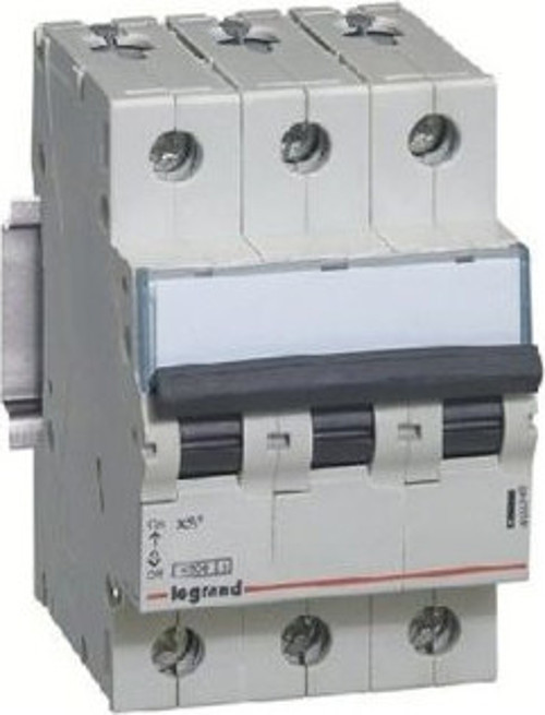 B 3X50 W OTOMAT 4,5 KA(606197)