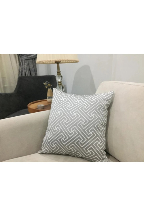 Labirent Geometrik Desenli jakar Kumaş Gri Ekru Kırlent 43X43 Cm 833