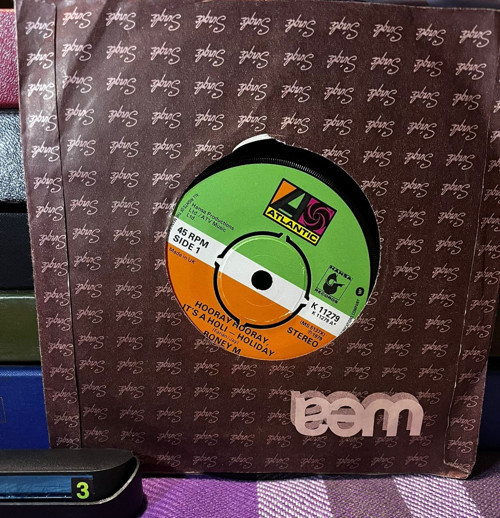 Boney M. - Hooray! Hooray! It's A Holi-Holiday / Ribbons Of Blue (7", Single)