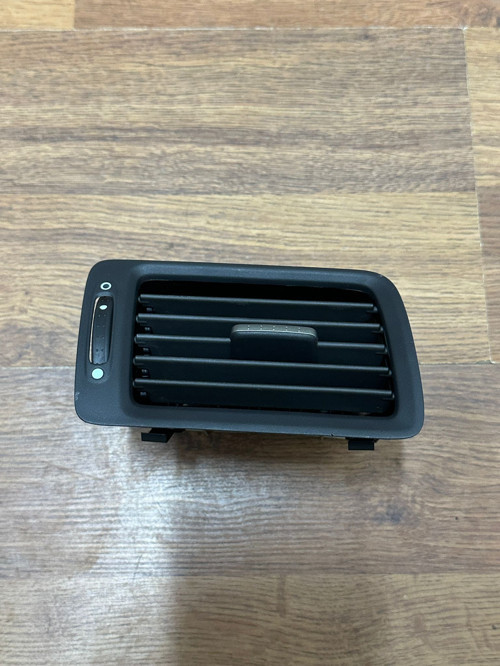 Honda Civic Dış Sağ Kalorifer Izgara 2006-2011 77630-SNB-G11ZB