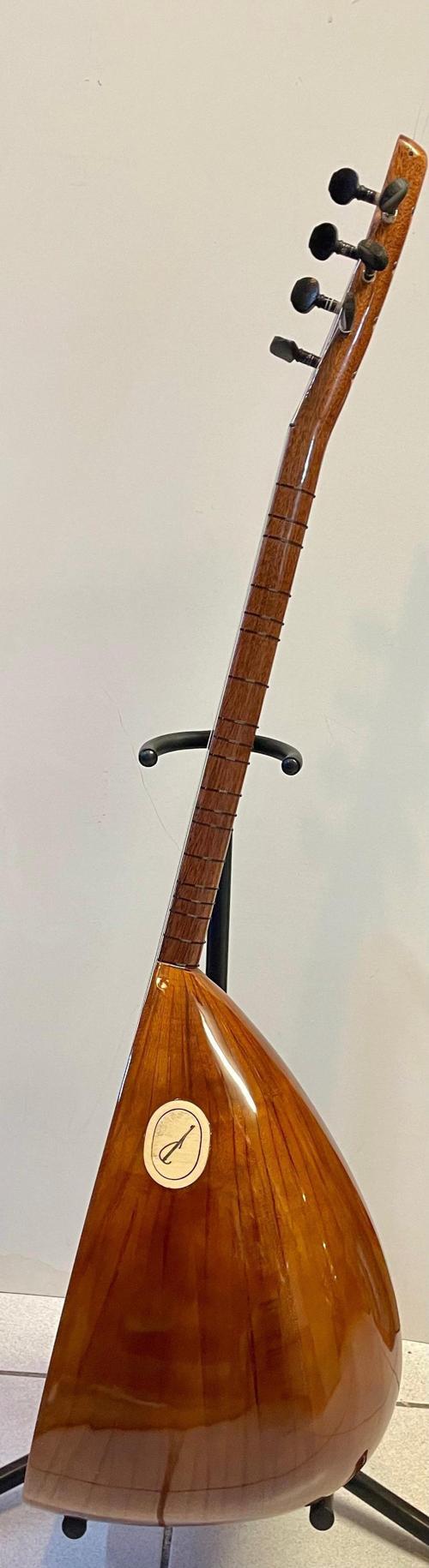 Kısa Sap Jak Girişli SOLAK Dut Bağlama