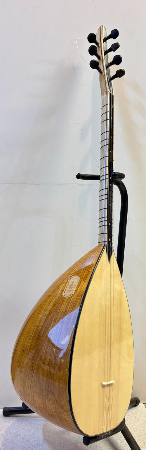 Profesyonel Kısa Sap Dut Bağlama