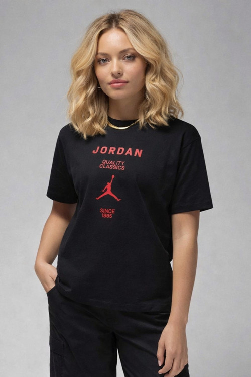 Jordan Girlfriend Loose Fit Womens Tee Bol Kesim Kadın Günlük Tişört Siyah