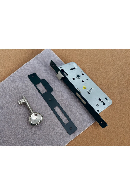 Özen Handles Mat Siyah İç Kapı Gömme Wc Banyo Kilit 40/90/23 Kare 40 Mm 1 Adet
