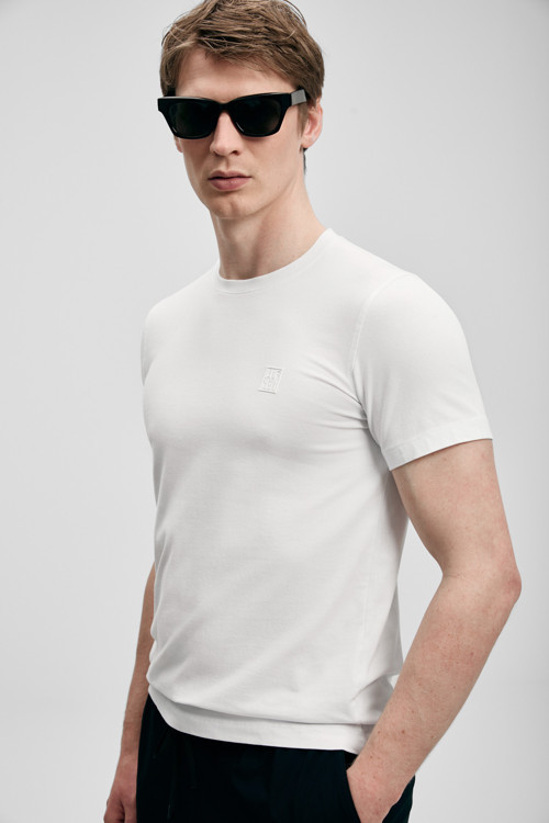 Pablo Modern Grafik T- Shirt Kırık Beyaz