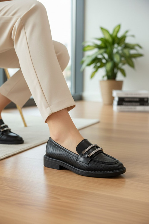 Kadın Çift Kristal Şeritli Lazer Kesim Nefes Alabilen Konfor Loafer