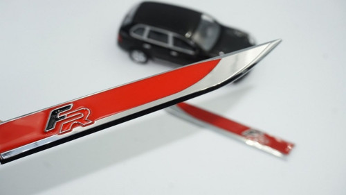 Seat Fr Logo Çamurluk Yanı Krom Metal Bıçak Logo (547330697)