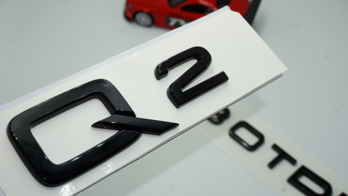 Audi Q2 30 TDi Parlak Siyah ABS 3M 3D Bagaj Yazı Logo Ürü