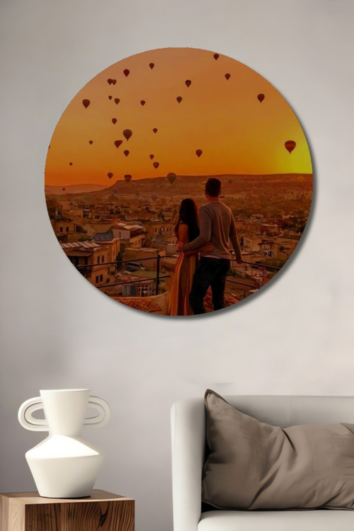 Romantik Balon Manzarası Yağlı Boya Görünümlü Ahşap Dekoratif Tablo Yuvarlak Duvar Tablosu