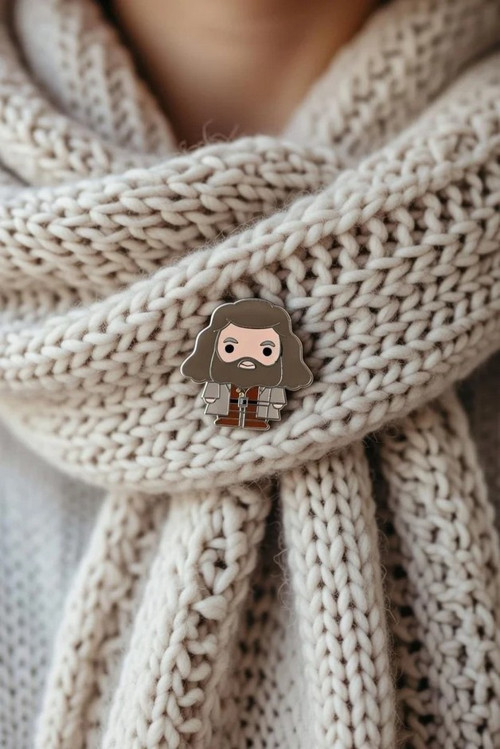Harry Potter Hagrid Pin 3.5x2.5 cm Lisanslı Metal Yaka Çanta Rozet Warner Bros