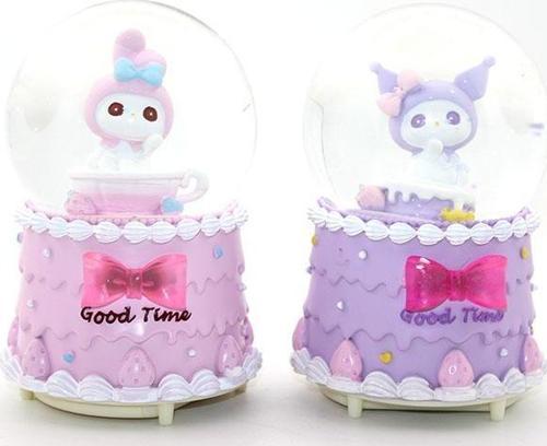 Kuromi Işıklı Müzikli Kar Küresi 16 Cm Alk1851