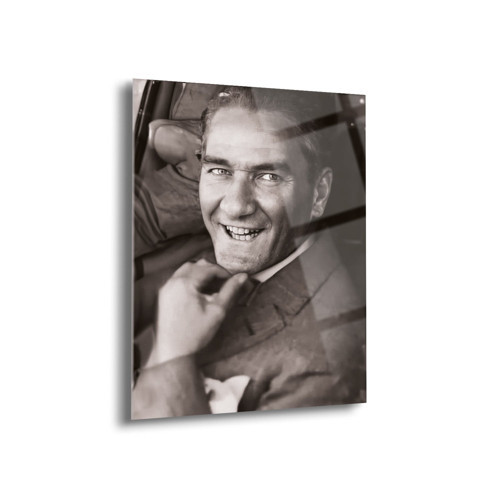 Atatürk Portre Cam Tablo - Ata023