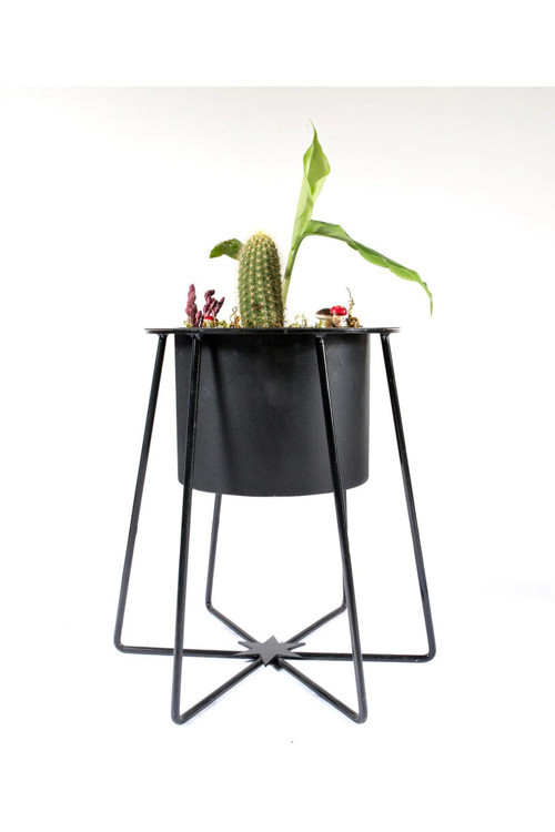 siyah Metal Geometrik Ayaklı Çiçek Saksısı - Bahçe Ve Balkon Dekoru - Hexagon
