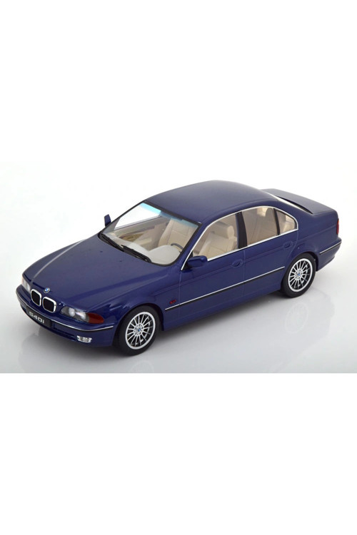 181052 1/18 BMW 540i E39 Sedan 1995 Blue Metallic