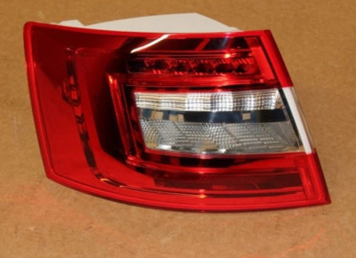 Skoda Octavia Arka Stop Sedan Sol 2016- (Oem No: 5E5945111B)