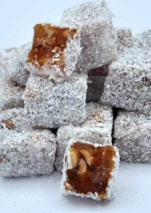 Fıstıklı Hindistan Cevizli Lokum 1 KG