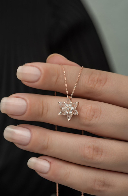 925 Ayar Beyaz Lotus Çiçeği Kolye Kadın Gümüş Kolye