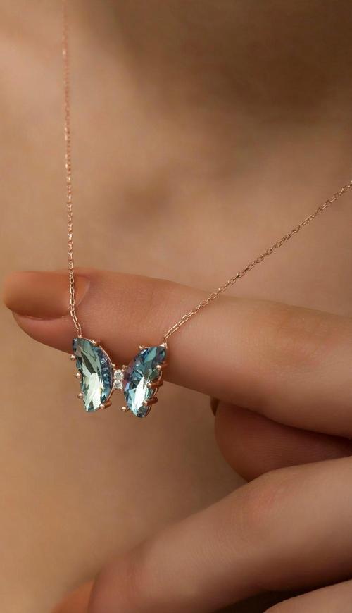 925 Ayar Gümüş Aquamarin Taşlı Kelebek Kolye