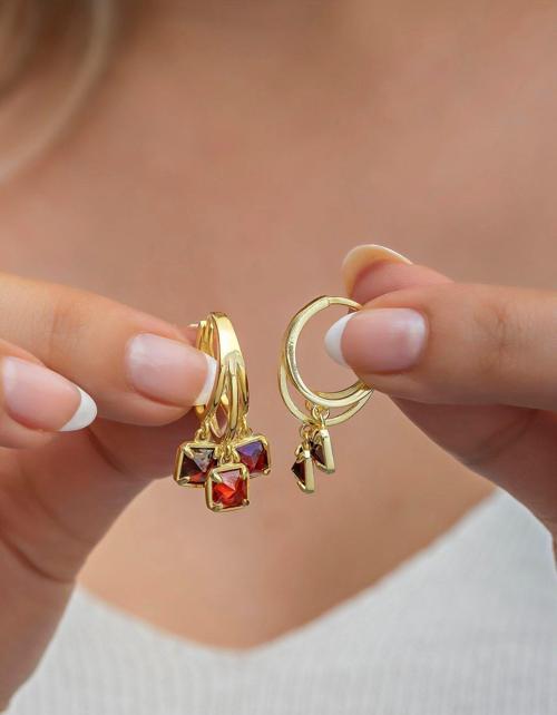 925 Ayar Gümüş Gold 3 Taşlı Kırmızı Taşlı Halka Küpe