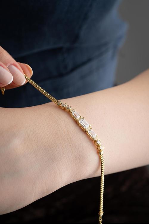 925 Ayar Gümüş Gold Kaplama Balık Sırtı Zincirli 3 Baget Taşlı Bileklik 