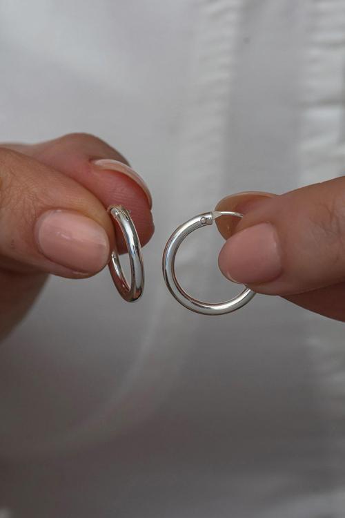 925 Ayar Gümüş Rodyumlu 14 mm Halka Küpe
