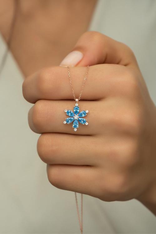 925 Ayar Gümüş Rose Aqua Çiçek Kolye