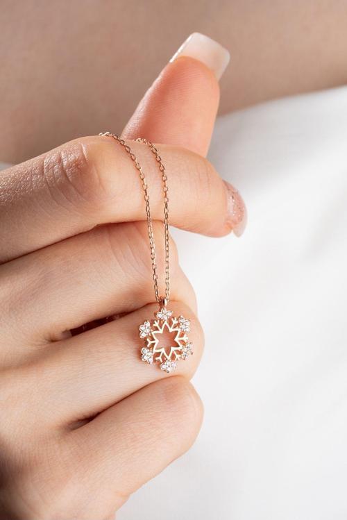 925 Ayar Gümüş Rose Kartanesi Tasarım Kolye