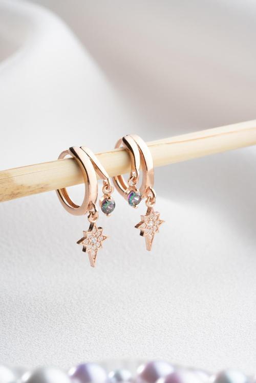 925 Ayar Gümüş Rose Mistik Topaz Taşlı 12 mm Kutup Yıldızı Küpe