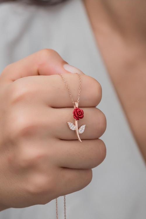 925 Ayar Gümüş Rose Zirkon Taşlı Gül Kolye