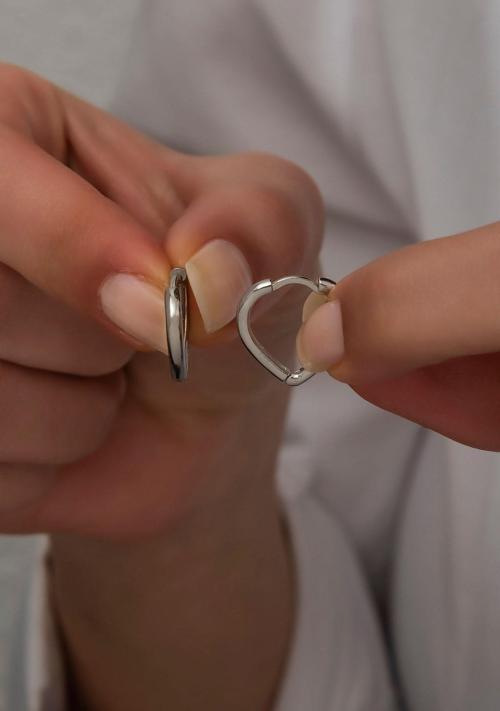 925 Ayar Gümüş Taşsız Sade Kalp Küpe