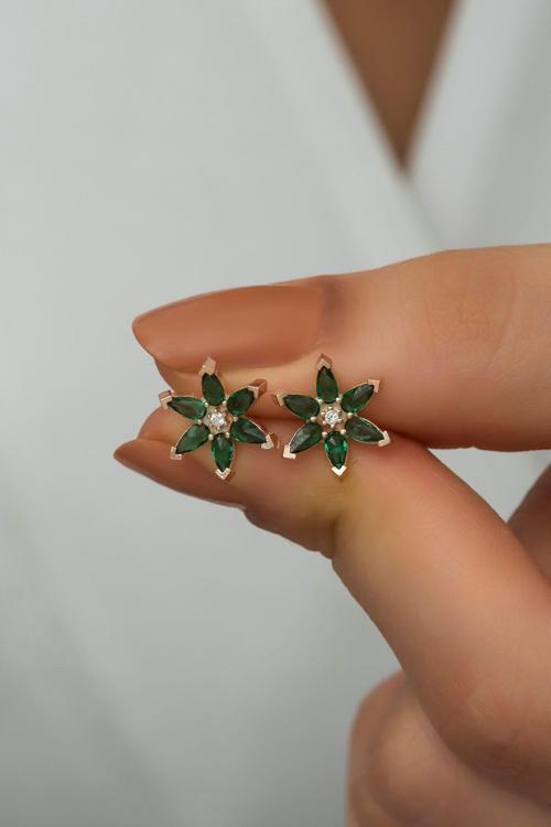 925 Ayar Gümüş Yeşil Taşlı Lotus Çiçeği Küpe