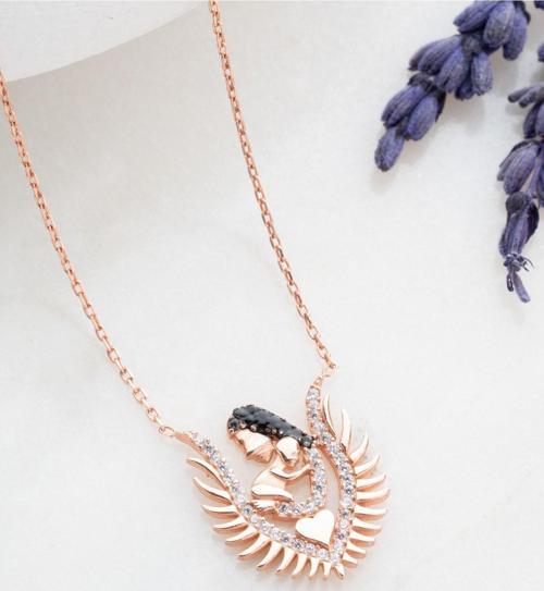 925 Ayar Gümüş Zirkon Taşlı Anne Bebek Tasarım Kolye