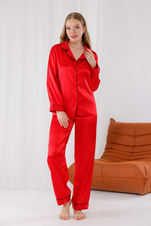 Kırmızı Saten Pijama Takımı