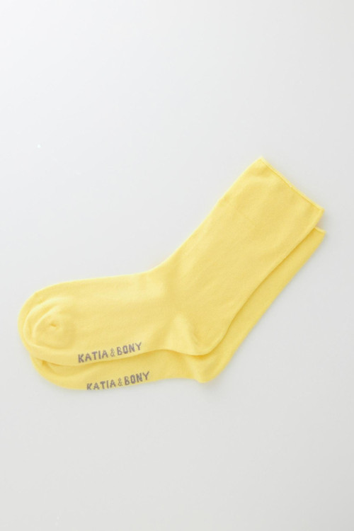 Kadın Sarı Renkli Lastiksiz Modal Kumaş İnce Soket Çorap