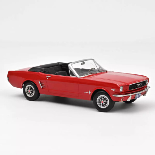 182810 1/18 Ford Mustang Convertible 1966 Signal Flare Red